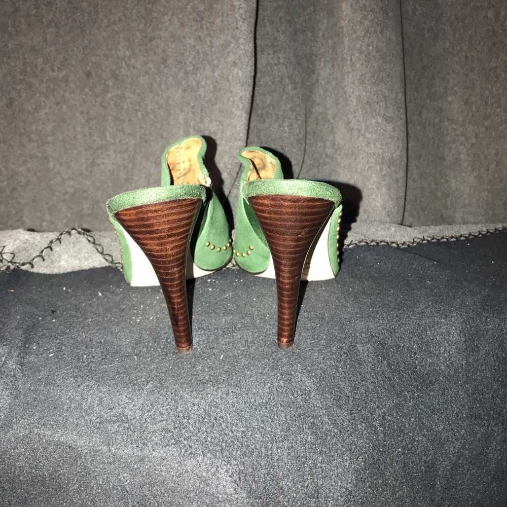 Shoes - Picture 3 of 3